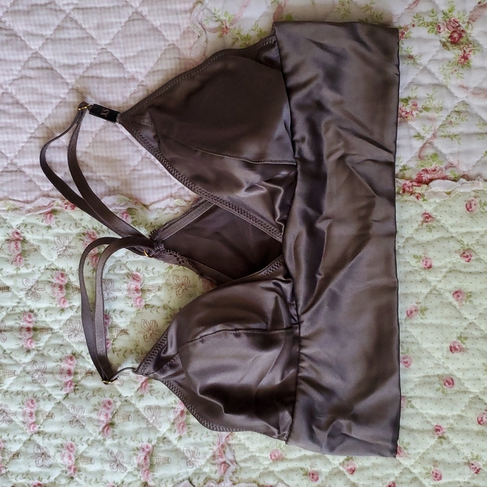 NWT Victoria's secret sexy fancy bralette side closure soft elastic XS